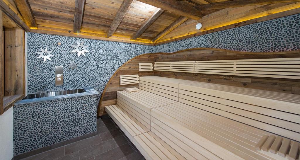 Hotel & Chalets Edelweiss Madonna  Εξωτερικό φωτογραφία
