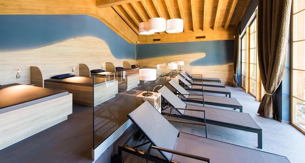 Hotel & Chalets Edelweiss Madonna  Εξωτερικό φωτογραφία