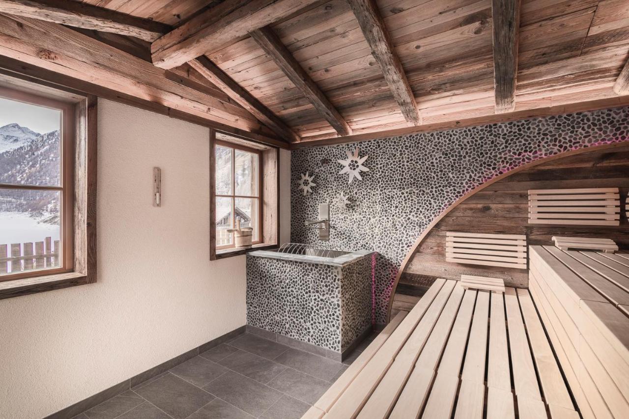 Hotel & Chalets Edelweiss Madonna  Εξωτερικό φωτογραφία